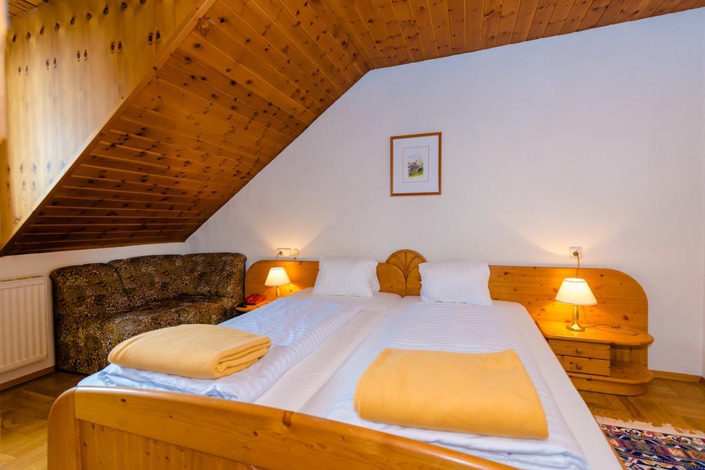 Landhotel Groggerhof Obdach Esterno foto